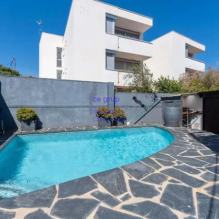 Apartamento Guillem De Bergueda Bxs - Amplio Y Reformado, Con Pocas Escaleras, Situado En Un Tranquilo Residencial De Grifeu - Es-228-203